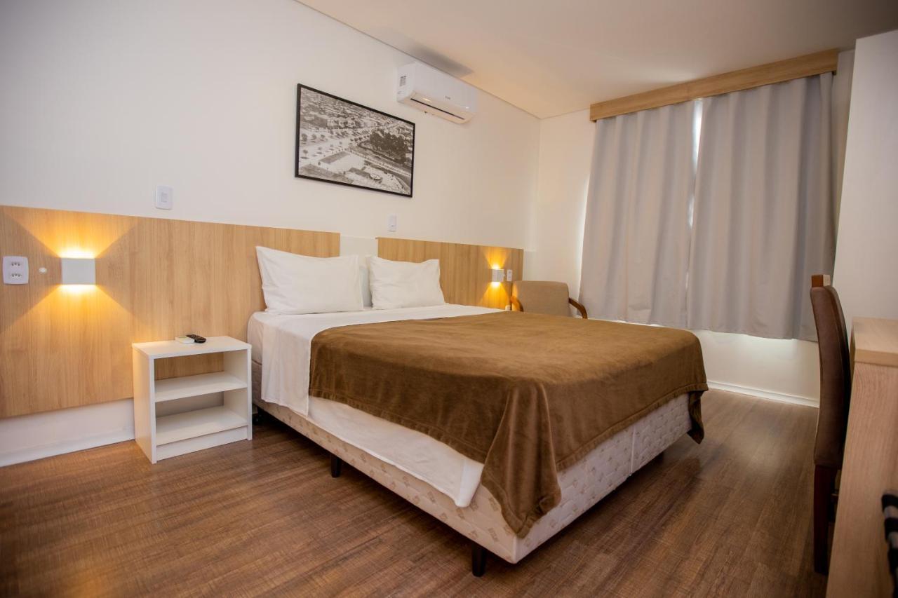 Tri Hotel Chapeco Bagian luar foto