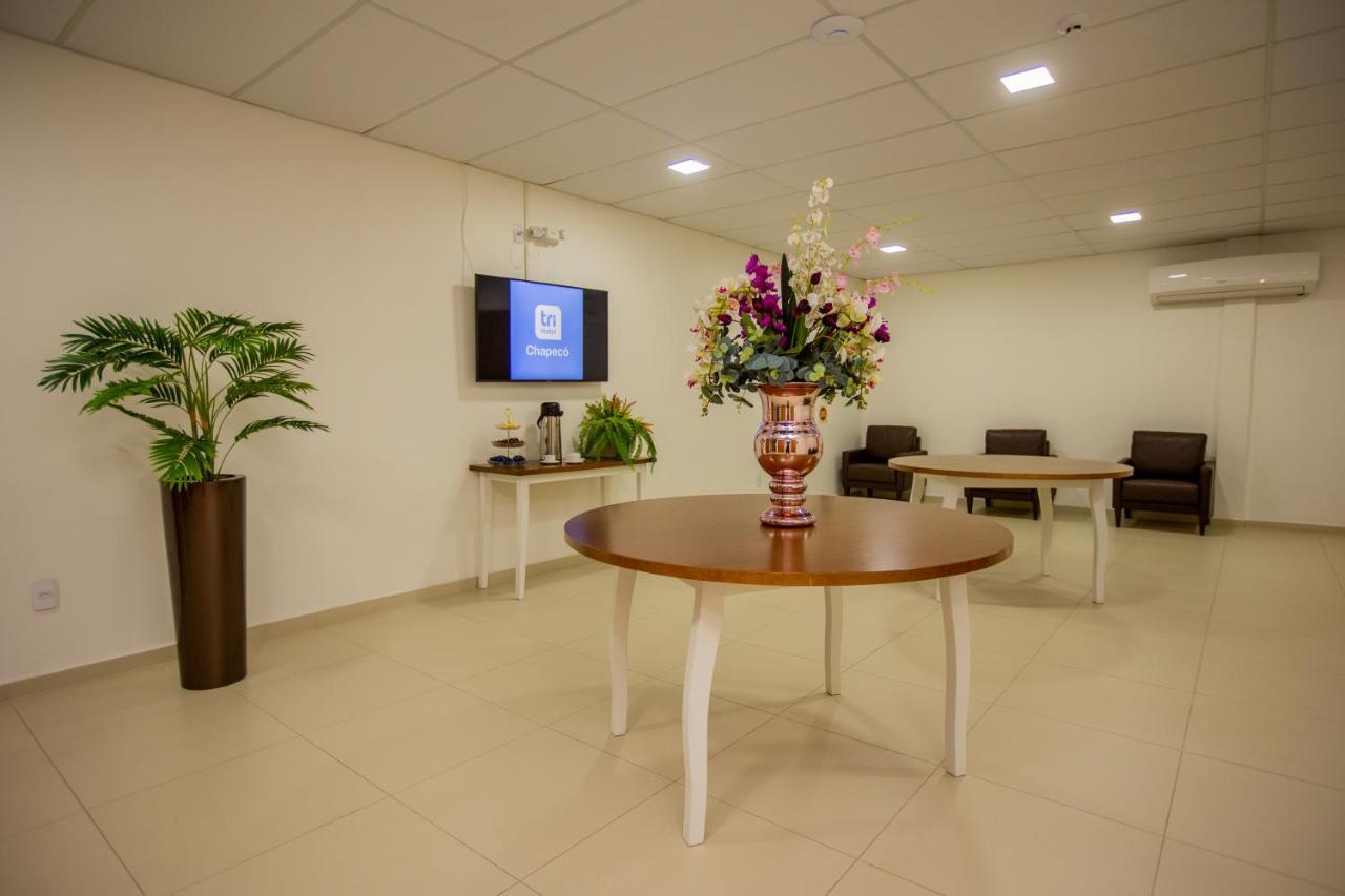 Tri Hotel Chapeco Bagian luar foto