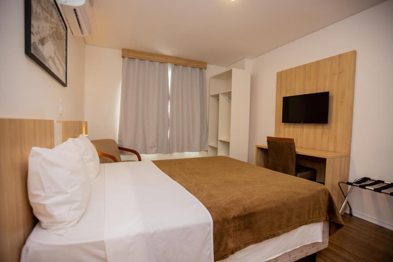 Tri Hotel Chapeco Bagian luar foto